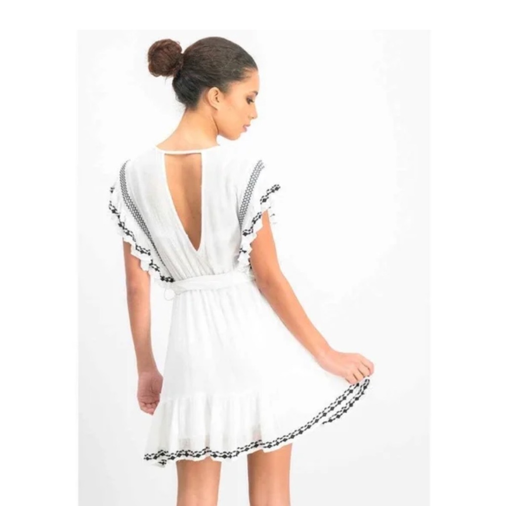 Free people Weekend Brunch Embroidered Mini Dress Medium <missing waist tie> - Picture 3 of 8